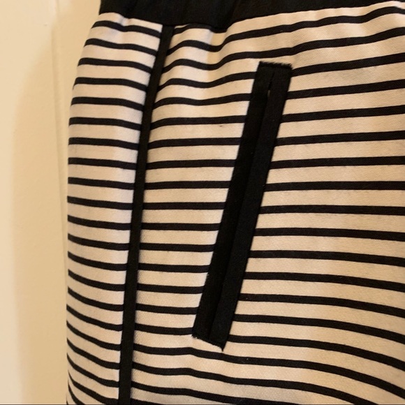 LOFT shorts size 4 - Picture 3 of 7